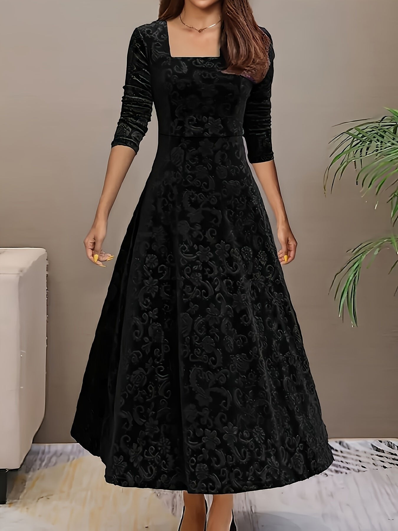 Lily | Women's Floral Velvet Square Neck Midi Dress
