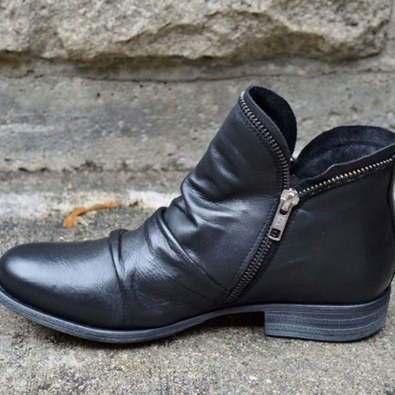 Enid | Women's Ruched Side Zip Leather Look Ankle Boots - Black
