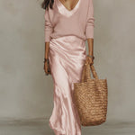 April | Women's Long Sleeve V Neck Jumper - Pink